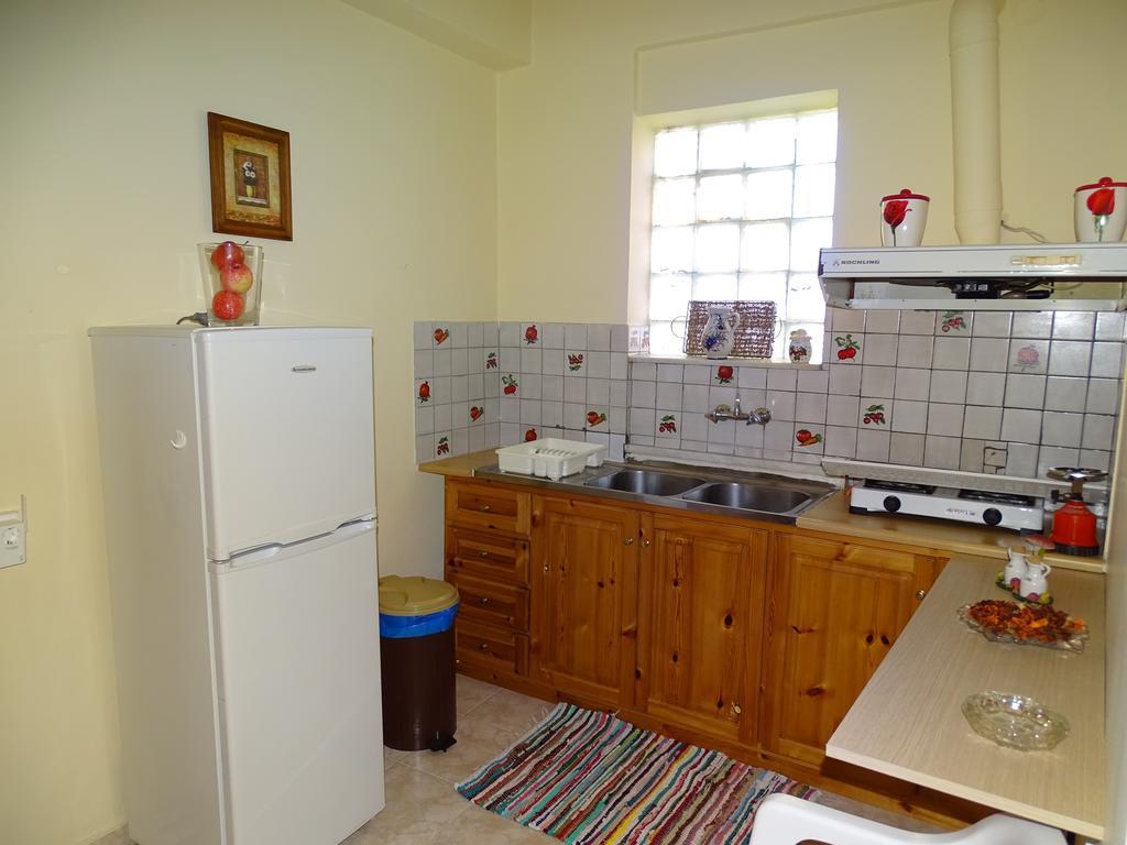 Flokos Apartment Lygia  Bagian luar foto