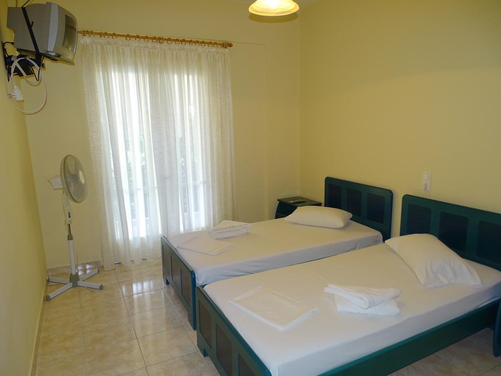 Flokos Apartment Lygia  Bagian luar foto