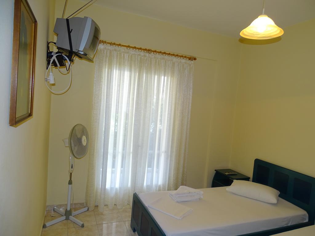 Flokos Apartment Lygia  Bagian luar foto